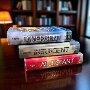 Divergent Trilogy Veronica Roth 1st Ed Hardcover Divergent Insurgent Allegiant